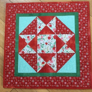 Quilted Table Topper. 18” x 18” Holiday Table Topper. Christmas table topper.