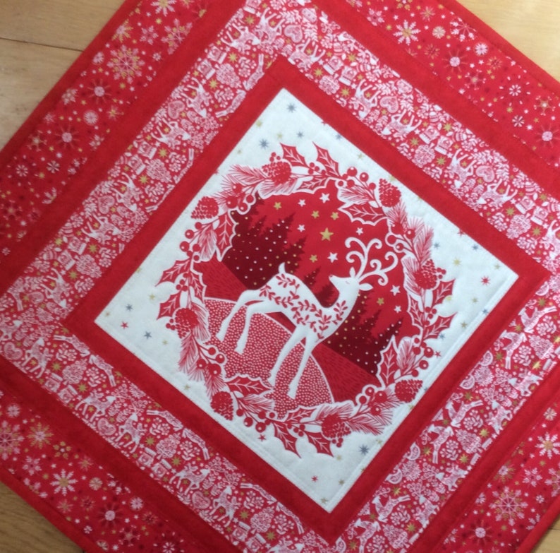 Festive Reindeer Quilted Table Topper NCU0HNH174
