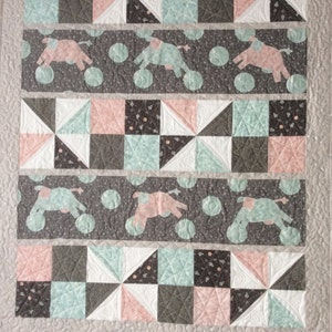 Handmade baby quilt. image 1