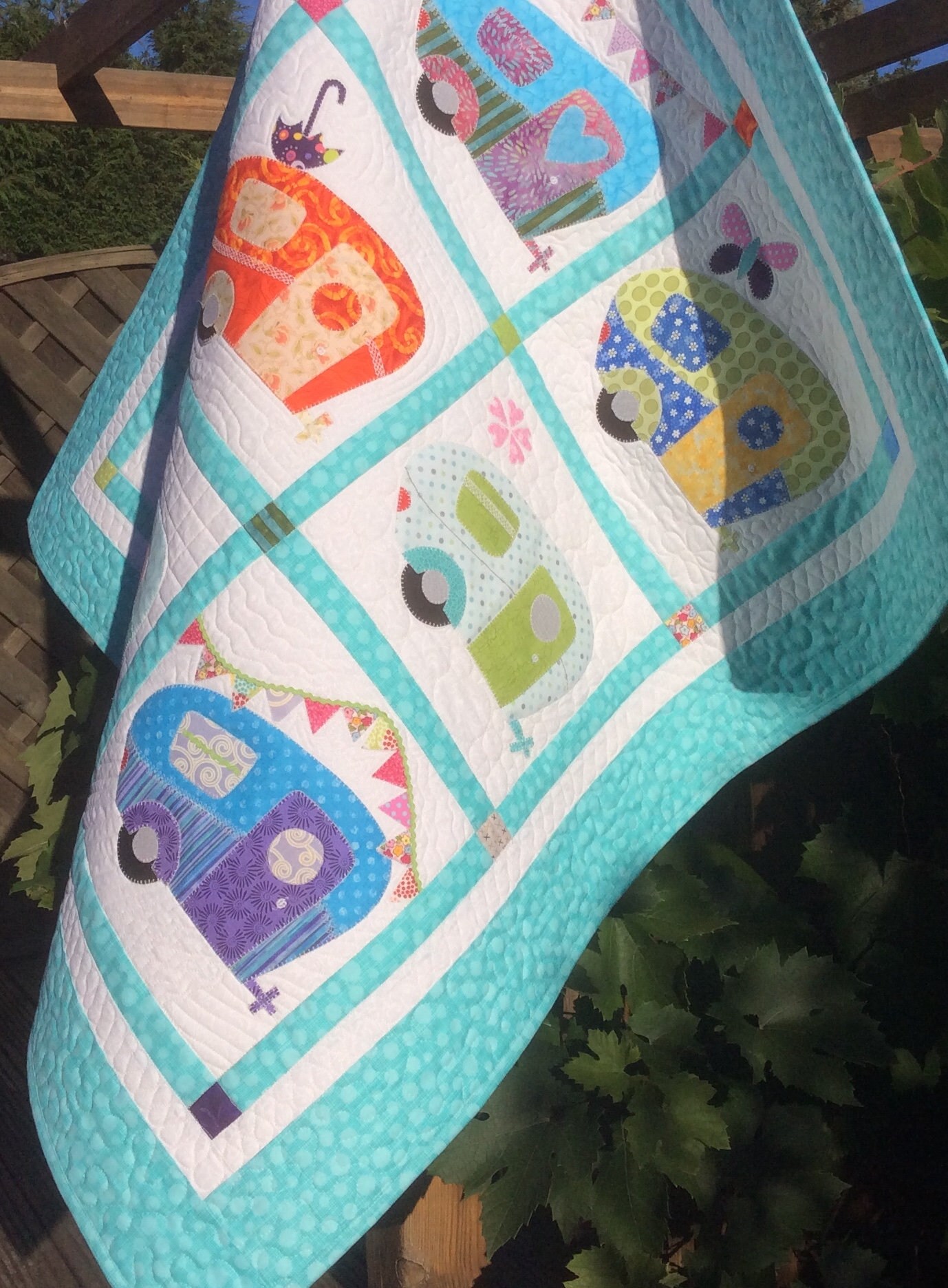 Hippie Camper Van WJ1301036CL Quilt main image 0
