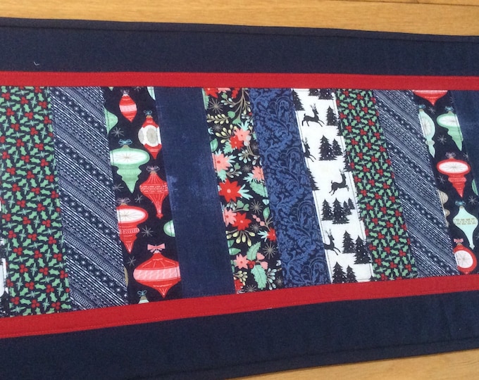 Quilted Christmas Table Runner. Table Topper.