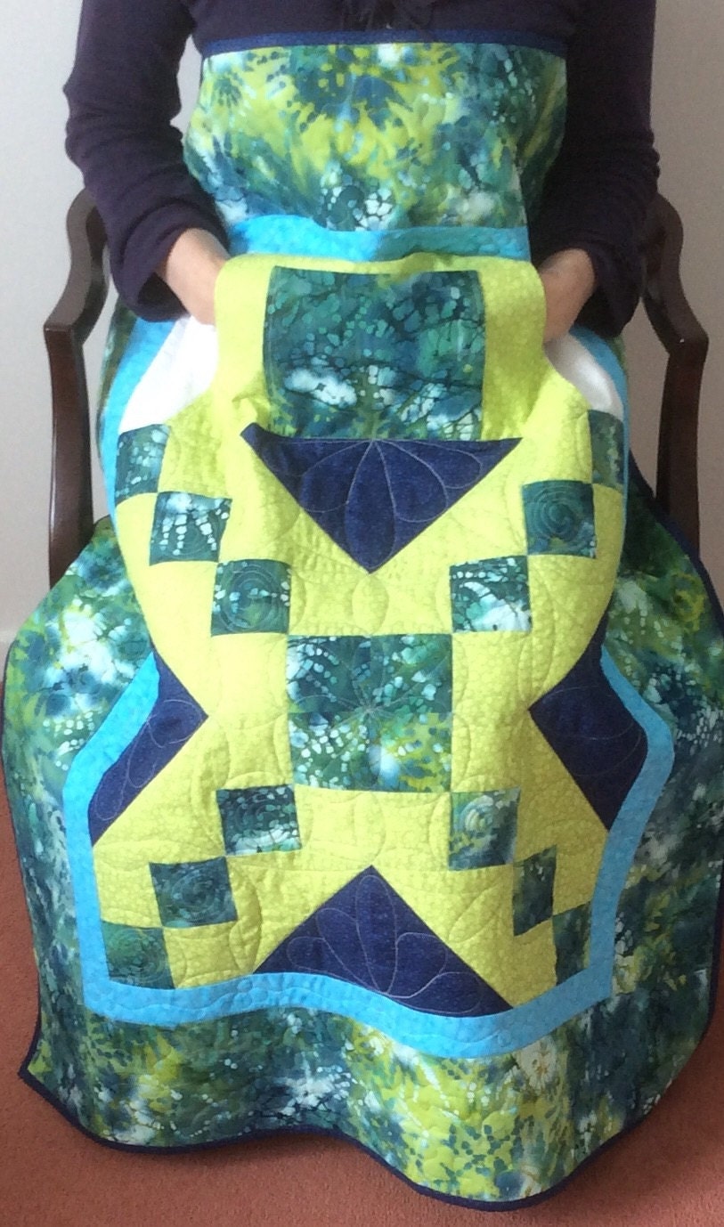 Lap Quilt with Pockets.