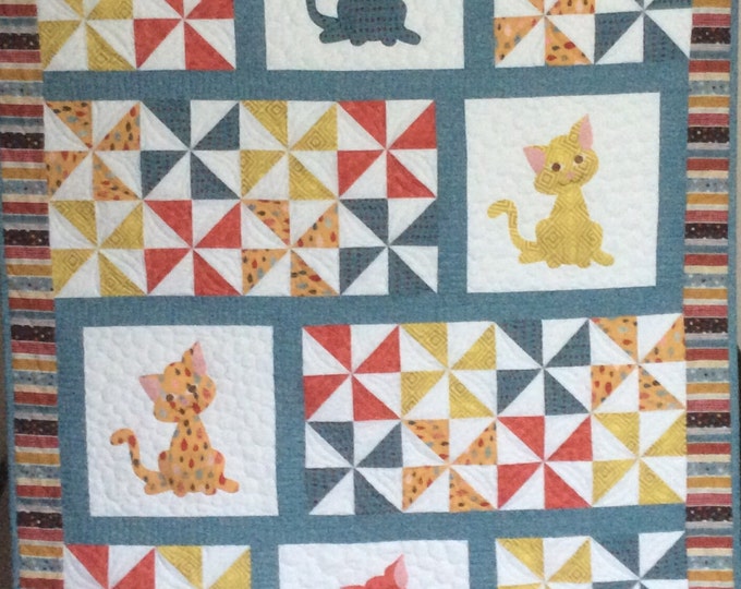 Handmade baby quilt. Kittens and pinwheel baby quilt.