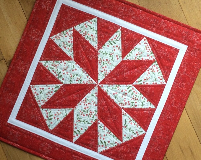 Quilted Table Topper. 21” Christmas Table Topper. Star table topper.