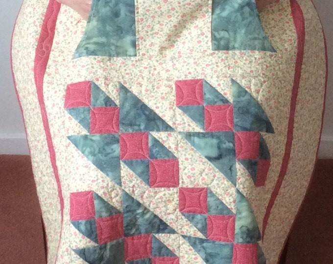 Lap Quilt with Pockets.