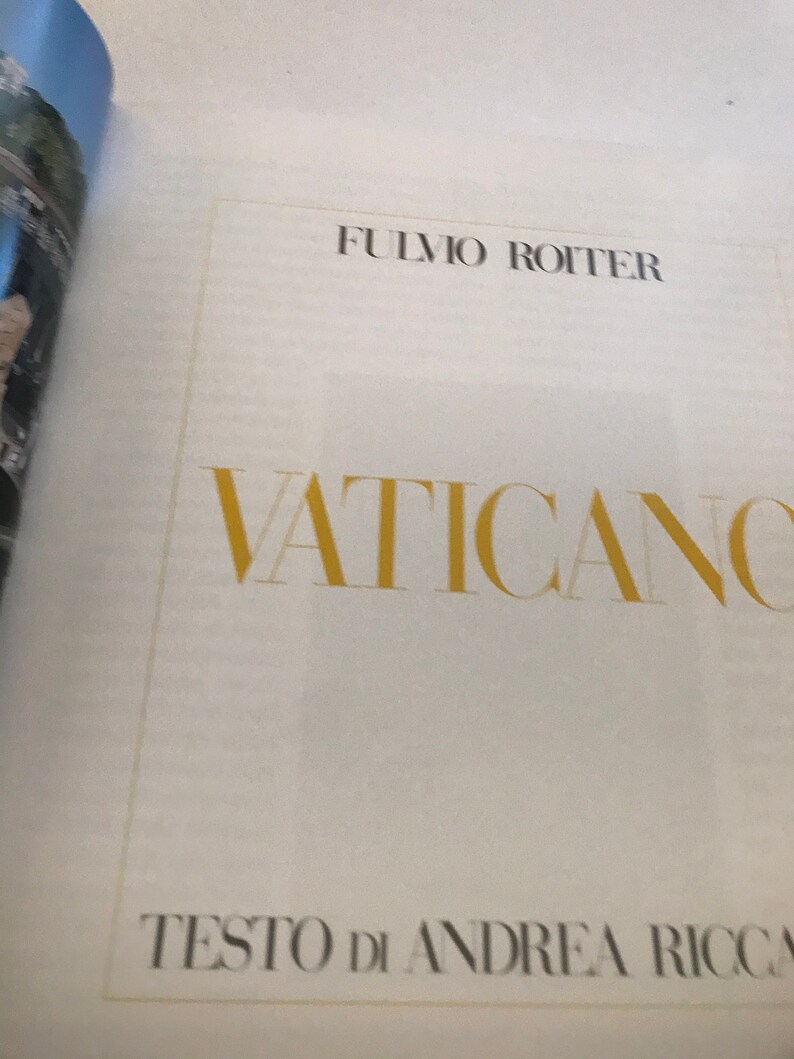 Vaticano- Fulvio Roiter- Italian Text - Etsy