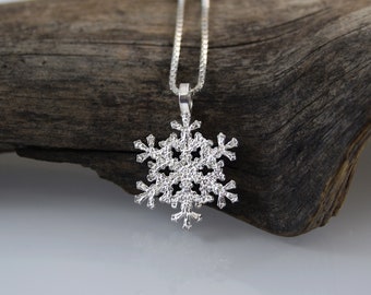 CHILL - Snowflake pendant, Sterling silver 925