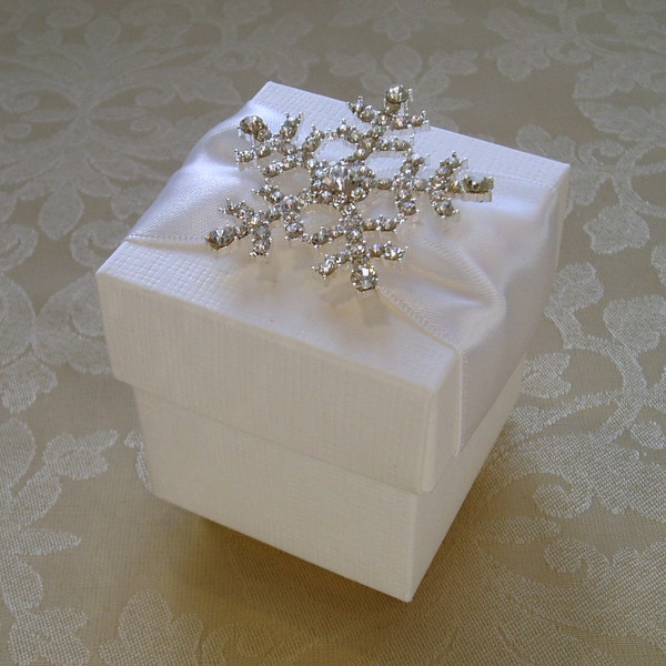 DIY Diamante Snowflake Wedding Favour Box Kit. Bespoke. Various Colour Options.