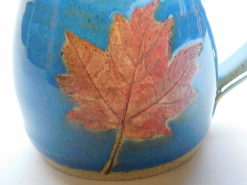 Blue Mug Red Maple Leaf image 6