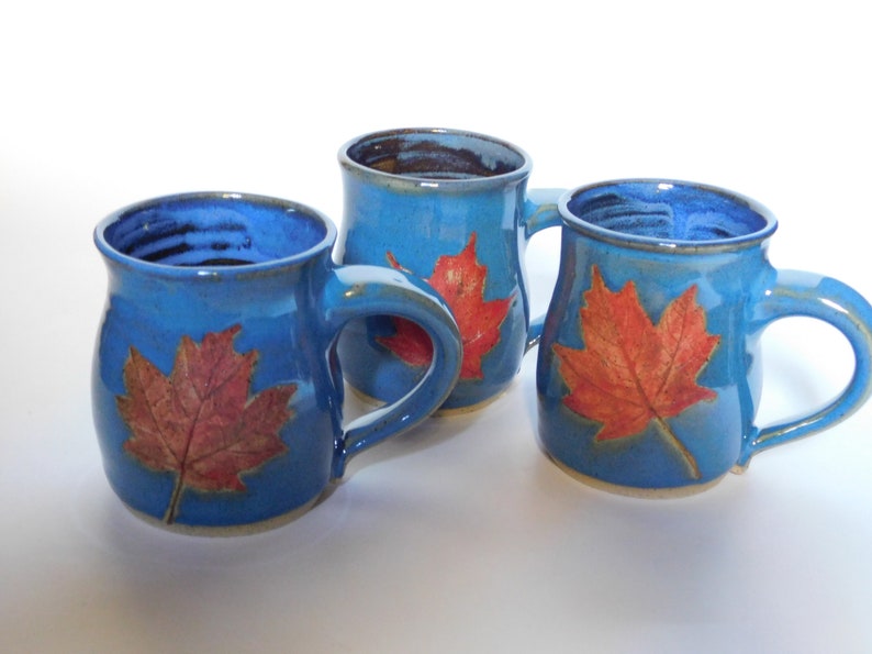 Blue Mug Red Maple Leaf image 4