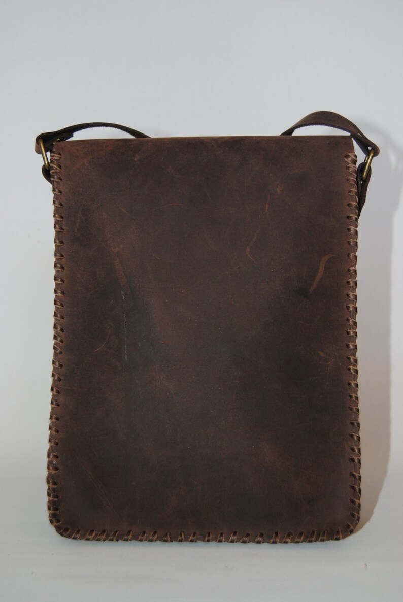 Handcrafted leather unisex bag
