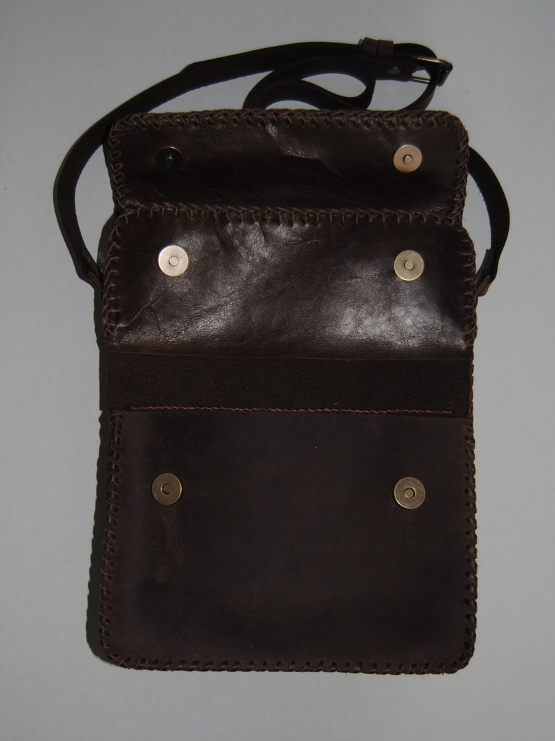 Handcrafted leather unisex bag