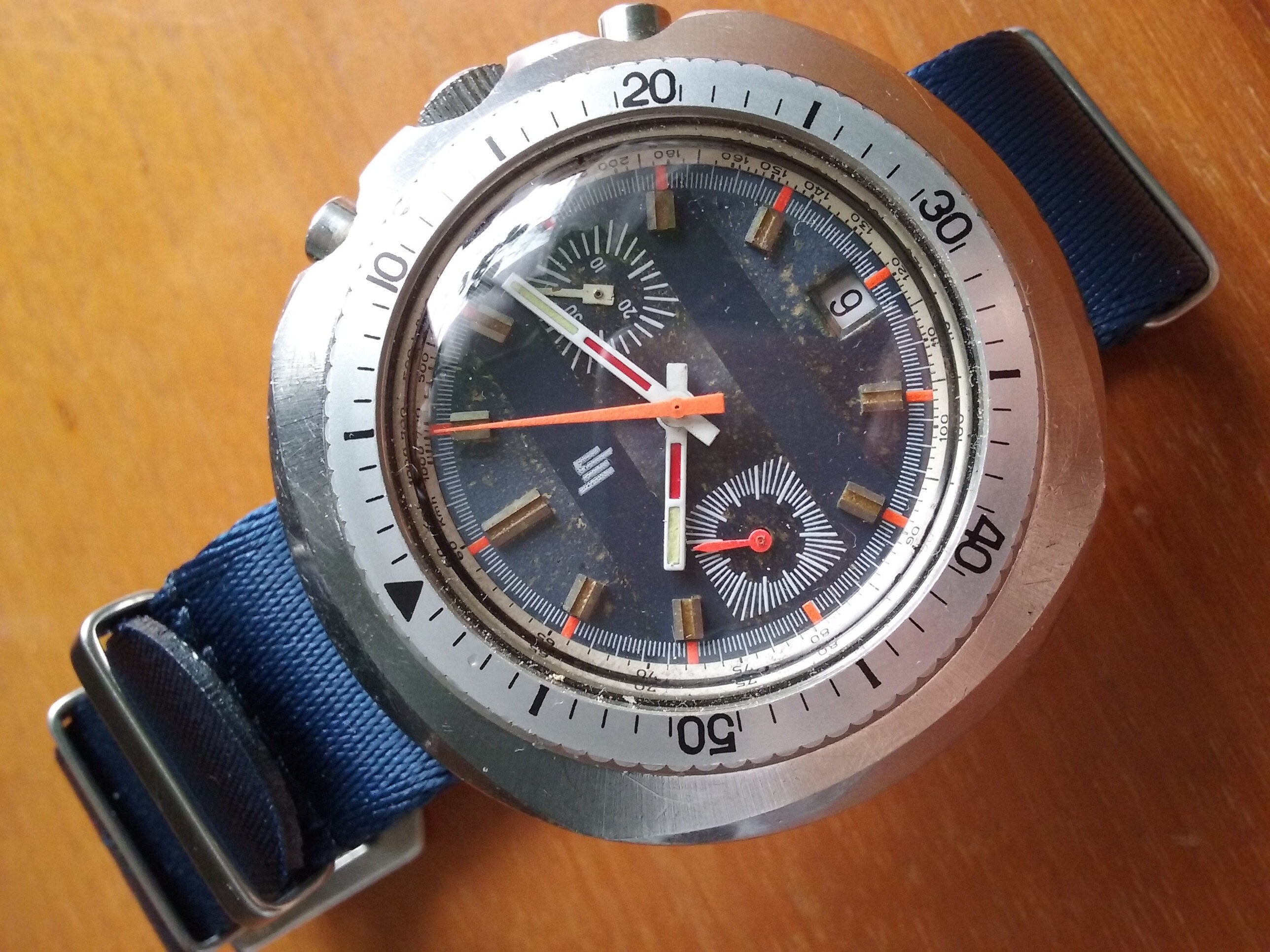 Boîtier De Montre LIP 'Tallon Carrure' Pour Mouvement Valjoux 7734 - Occasion