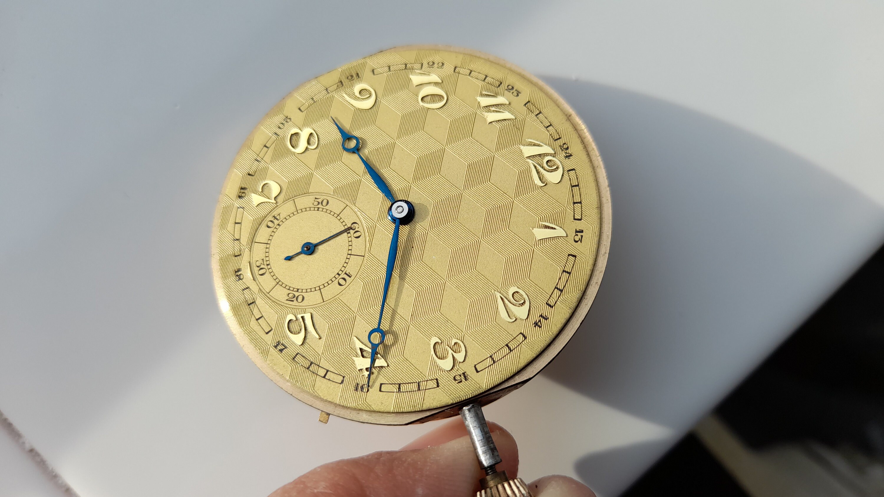 Full hunter pocket watch movement working. STEM at 3.