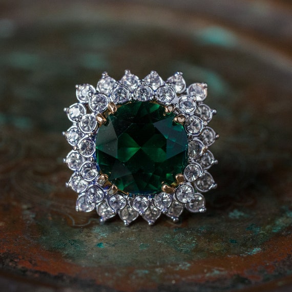 Vintage Ring Emerald Clear Swarovski Crystal Cock… - image 4