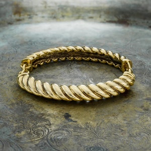 Pulsera de eslabones y barra de vieira vintage de 8 pulgadas chapada en oro Oscar De La Renta para mujer Joyería antigua OSB-626-Y - Stock limitado - Nunca usado