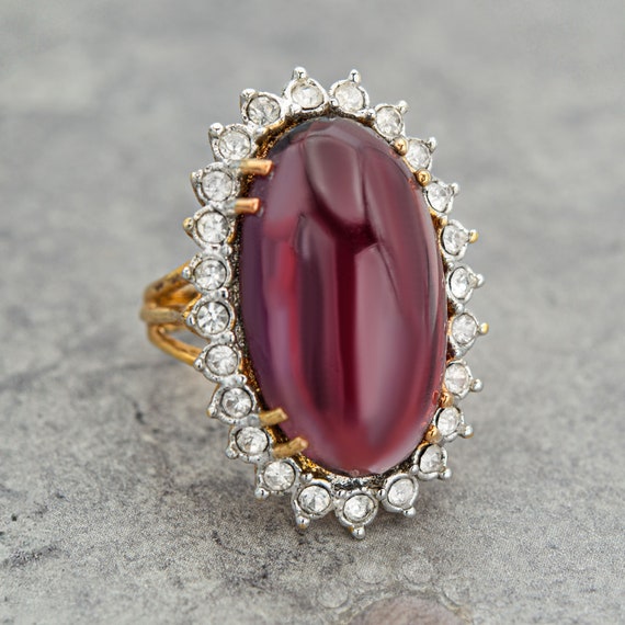 Vintage Ring Oval Amethyst Cabochon Crystal with … - image 1