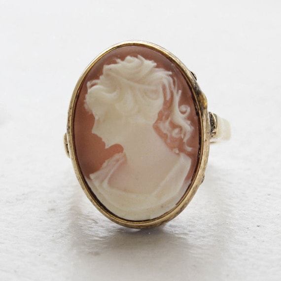 Cameo silhouette jewelry deals