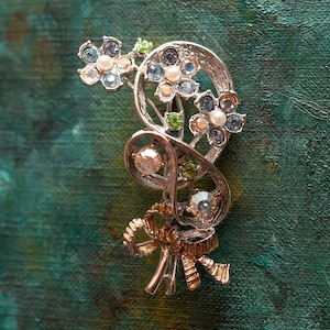 Broche vintage OS-P311 avec oxydes de zirconium cubique et fleur de cristal autrichien Oscar de la Renta