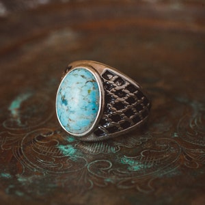 Vintage Ring 1980s Mens Ring Turquoise Bead Antique 18k White Gold Silver Ring Womans Jewelry #R1052 - Limited Stock - Never Worn