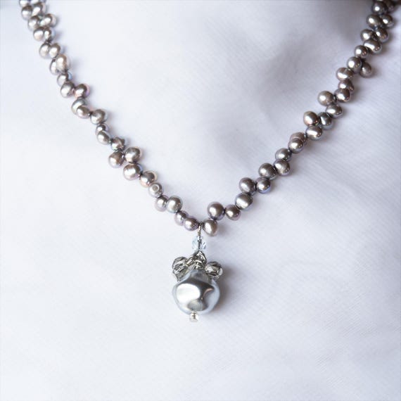 Vintage Oscar De La Renta Pearl & Crystal Pendant Necklace: Bridal Jewelry