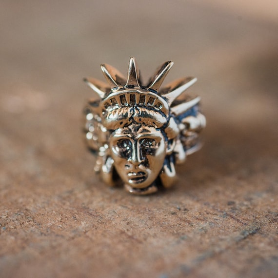 Vintage Ring Lady Liberty Made in the USA Statue … - image 1