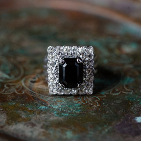 Vintage Black and Clear Swarovski Crystal Cocktail Ring 18k White Gold Electroplated Made in USA #R1067