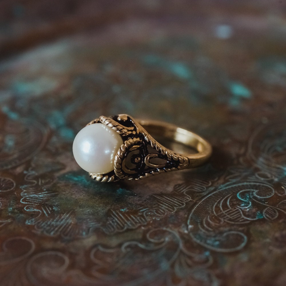 Overstock pearl rings deals