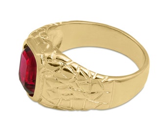 はち✨クリスマス直前商品❣️美しい❣️勝利に導く❣️Ruby ring✨ Fierce and unforgettable. This ruby ring steals the