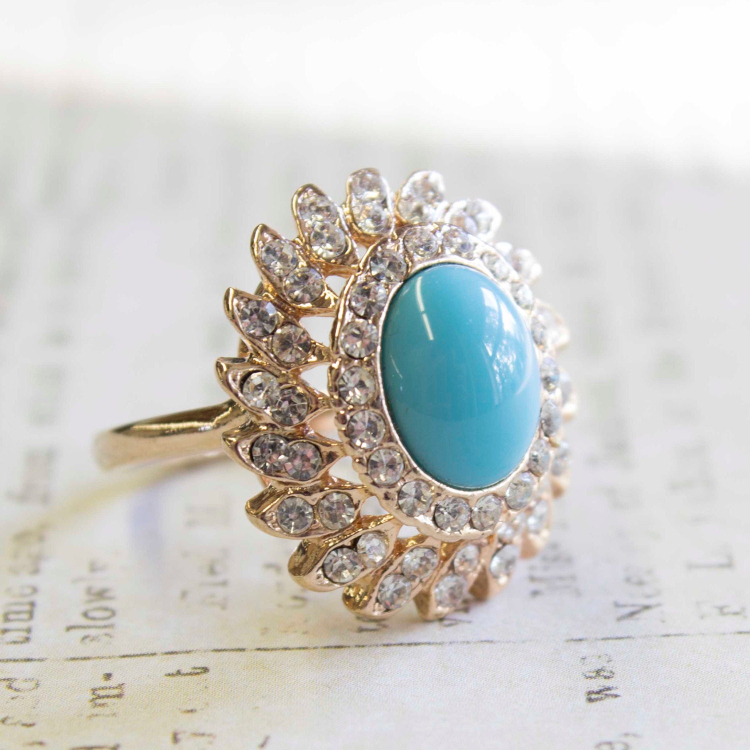 アクセサリー vintage turquoise K18 ring Vintage Ring Turquoise Bead With Clear Swarovski Crystals