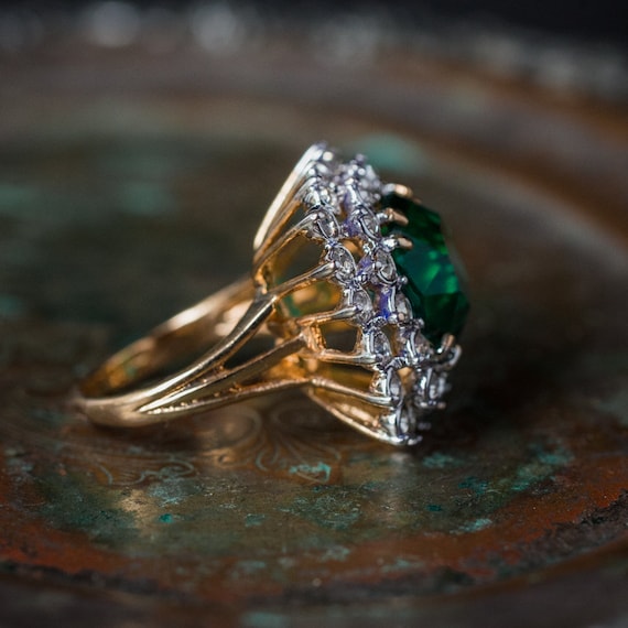 Vintage Ring Emerald Clear Swarovski Crystal Cock… - image 3