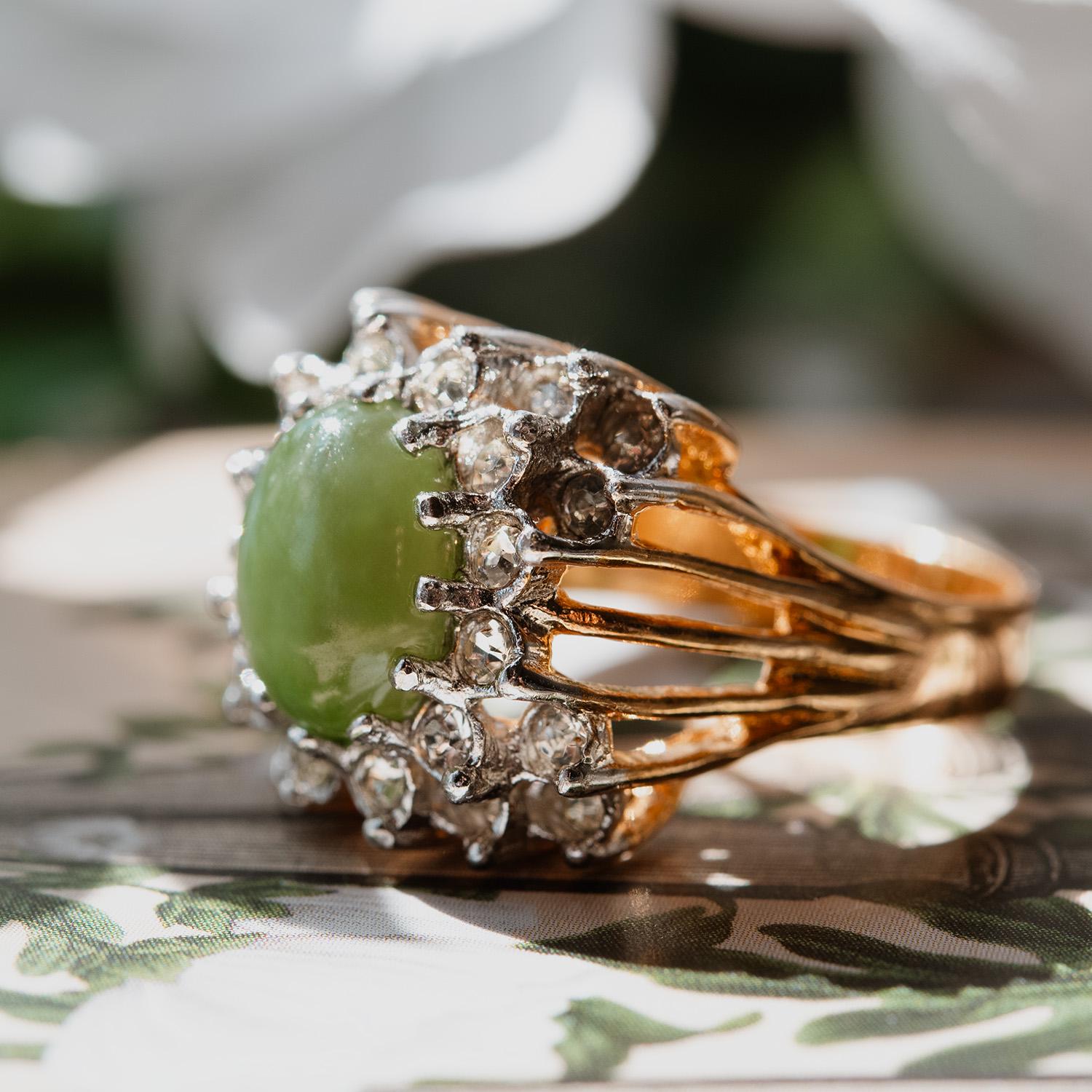 Bague Cocktail Vintage Or 18 Carats - Cabochon Ovale - Taille 6.25 - Occasion