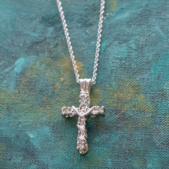Swarovski Cross Pendant with Chain Necklace for Men & Women (SJ_2653) –  Shining Jewel