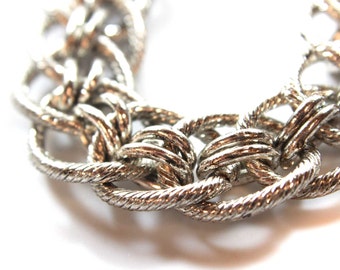 Pulsera vintage de Oscar de la Renta para mujer, plateada, con eslabones texturizados, 19 cm (7,5 pulgadas). Pulseras de diseño, regalos antiguos para mujer. Joyería de plata.