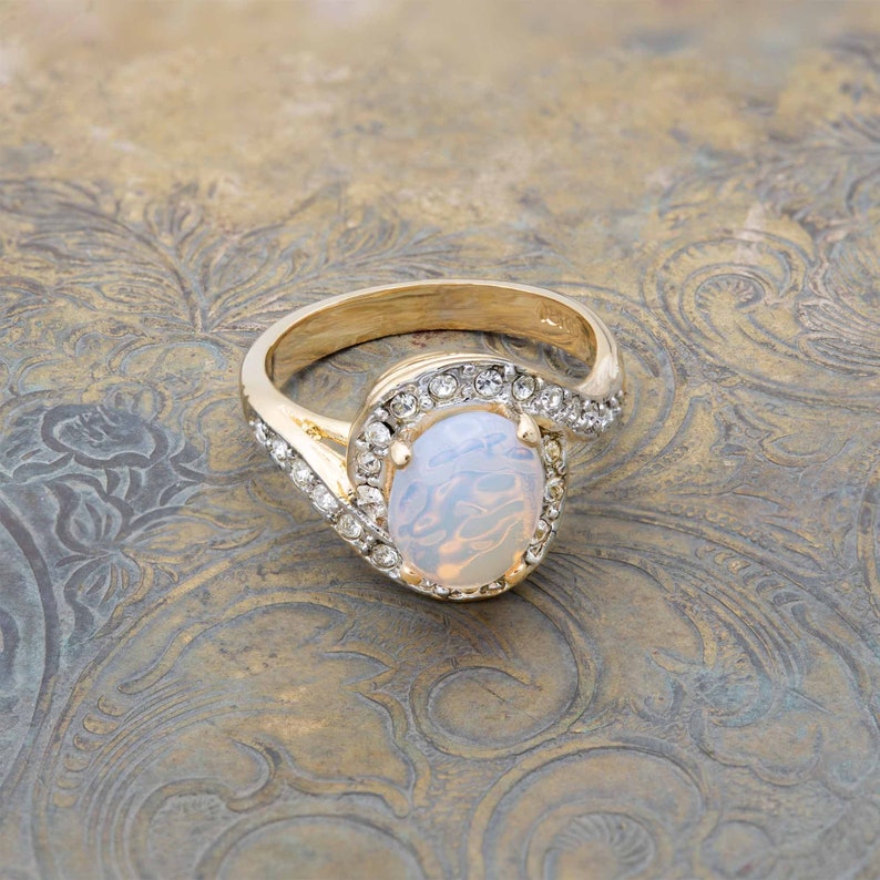 Vintage 18k Gold Electroplated Jelly Opal Ring with Swarovski Crystals image 4