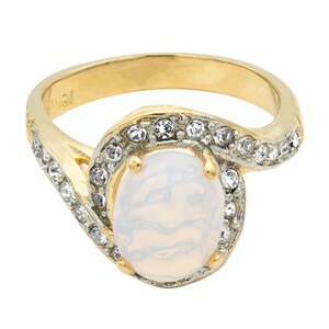 Vintage 18k Gold Electroplated Jelly Opal Ring with Swarovski Crystals image 3