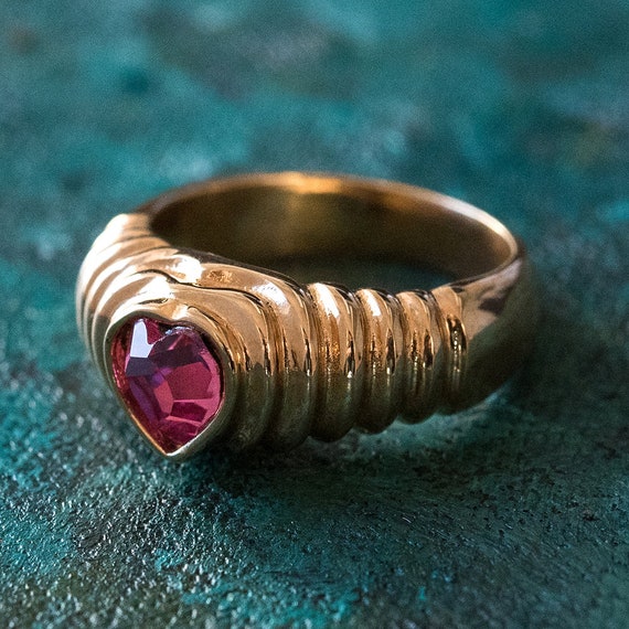 Vintage Pink Swarovski Crystal Heart Ring 18k Yel… - image 2