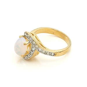 Vintage 18k Gold Electroplated Jelly Opal Ring with Swarovski Crystals image 2