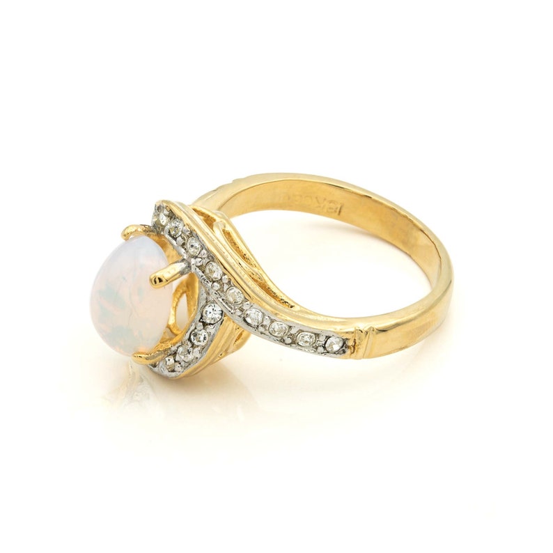 Vintage 18k Gold Electroplated Jelly Opal Ring with Swarovski Crystals image 2