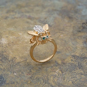 Vintage Bee Ring: Emerald Eyes, Austrian Crystals, 18k Gold Plated