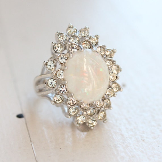 Vintage Womens Genuine Opal Cocktail Ring 18k Yellow Gold Electroplated October Birthstone Statement Rings Handmade Antique Jewelry