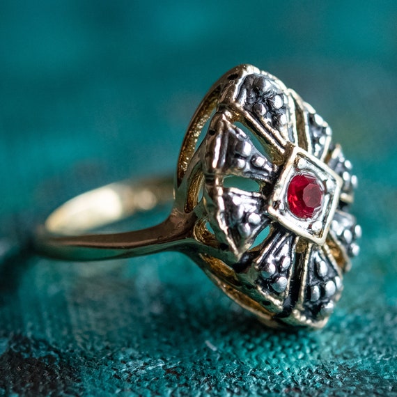 Vintage Ring Antique 18k Gold Ring Ruby Swarovski… - image 2