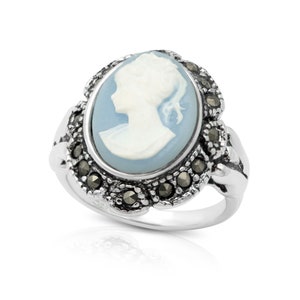 Vintage 18k Gold Plated Cameo Ring: Marcasite Costume Jewelry