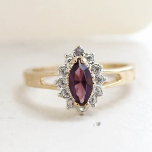 Vintage Womans Antique Amethyst Österreichischer Kristall Ring 18kt Gold Galvanziert USA Handgemachter Schmuck Marquise Schnitt Februar Birthstone Ringe