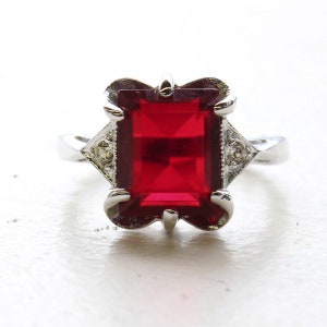 Vintage Ring Ruby Crystal 18k White Gold Silver Ring R1377 - Limited Stock - Never Worn