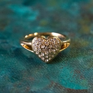 Vintage Ring Clear Swarovski Crystals Heart Ring 18k Gold Womans Antique Jewelry Rings R1765 - Limited Stock - Never Worn