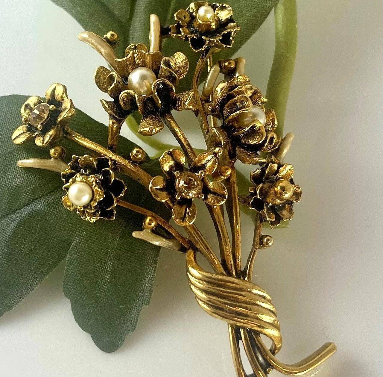Oscar de la renta brooch - Etsy 日本