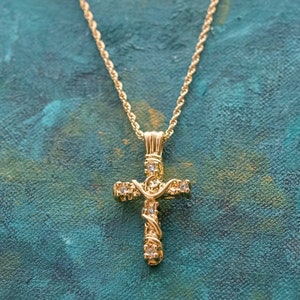 Vintage Cross Pendant with Swarovski Crystals 18 inch Gold Plated Pendant Necklace Antique Jewlery Womans #N624-Y - Never Worn