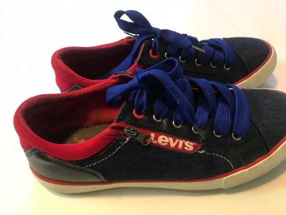 Vintage Levis Sneakers - image 5
