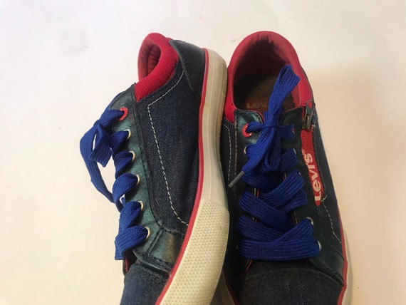 Vintage Levis Sneakers - image 8